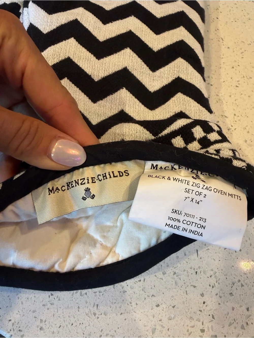 MacKenzie-Childs Black and White Patterned Oven Mitt Set NWOT